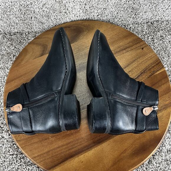 Gentle Souls by Kenneth Cole Size 7.5 Best V-Gore Bootie Leather Buckle Strappy - Picture 6 of 9